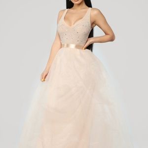 Beautiful New S Nude Gown with Bling